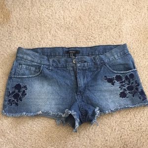 Pin striped jean shorts with flowers